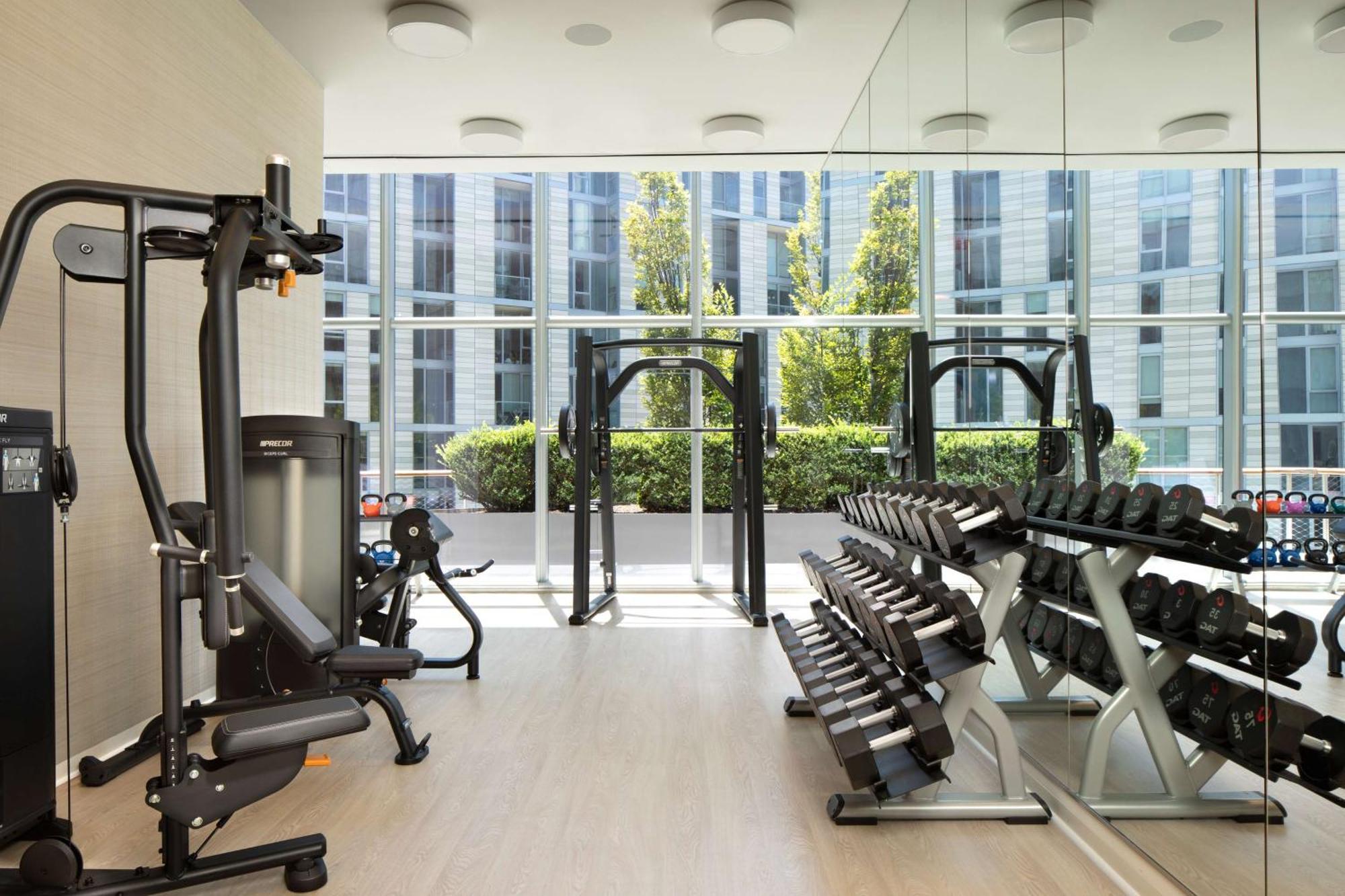 Conrad Washington Dc Hotel Екстериор снимка